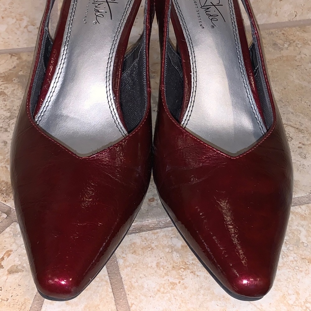 Life Stride Red Slingback Pumps